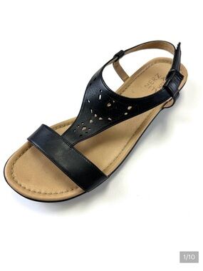 Naturalizer Wyndham Black Leather Sandal Size 12 Comfort T Strap Minimalist